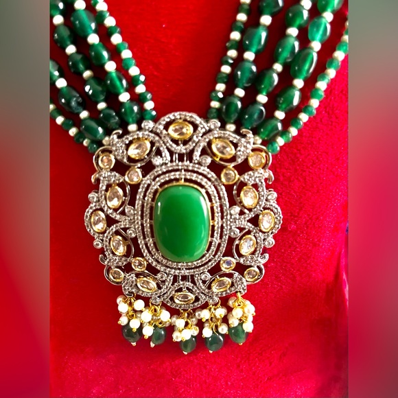 House Of RuSa Jewelry - Grand Emerald&American Diamanté Pendant Held By Pearls &Green Droplets Earrings